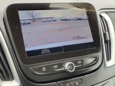 Used 2024 Chevrolet Malibu LT image 25