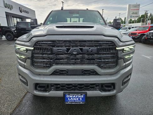 New 2026 RAM 2500 Laramie AWD/4WD image 8