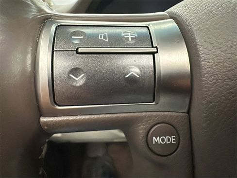 Used 2018 Lexus GX 460 Premium w/ Premium Package image 25