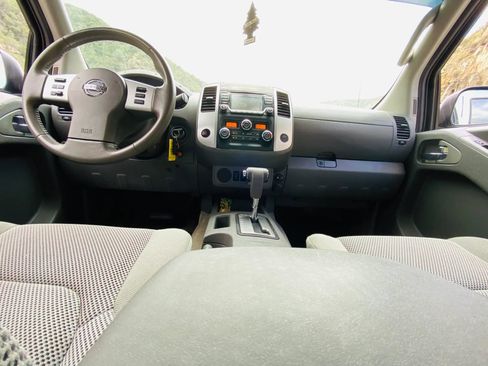 Used 2018 Nissan Frontier SV RWD image 27