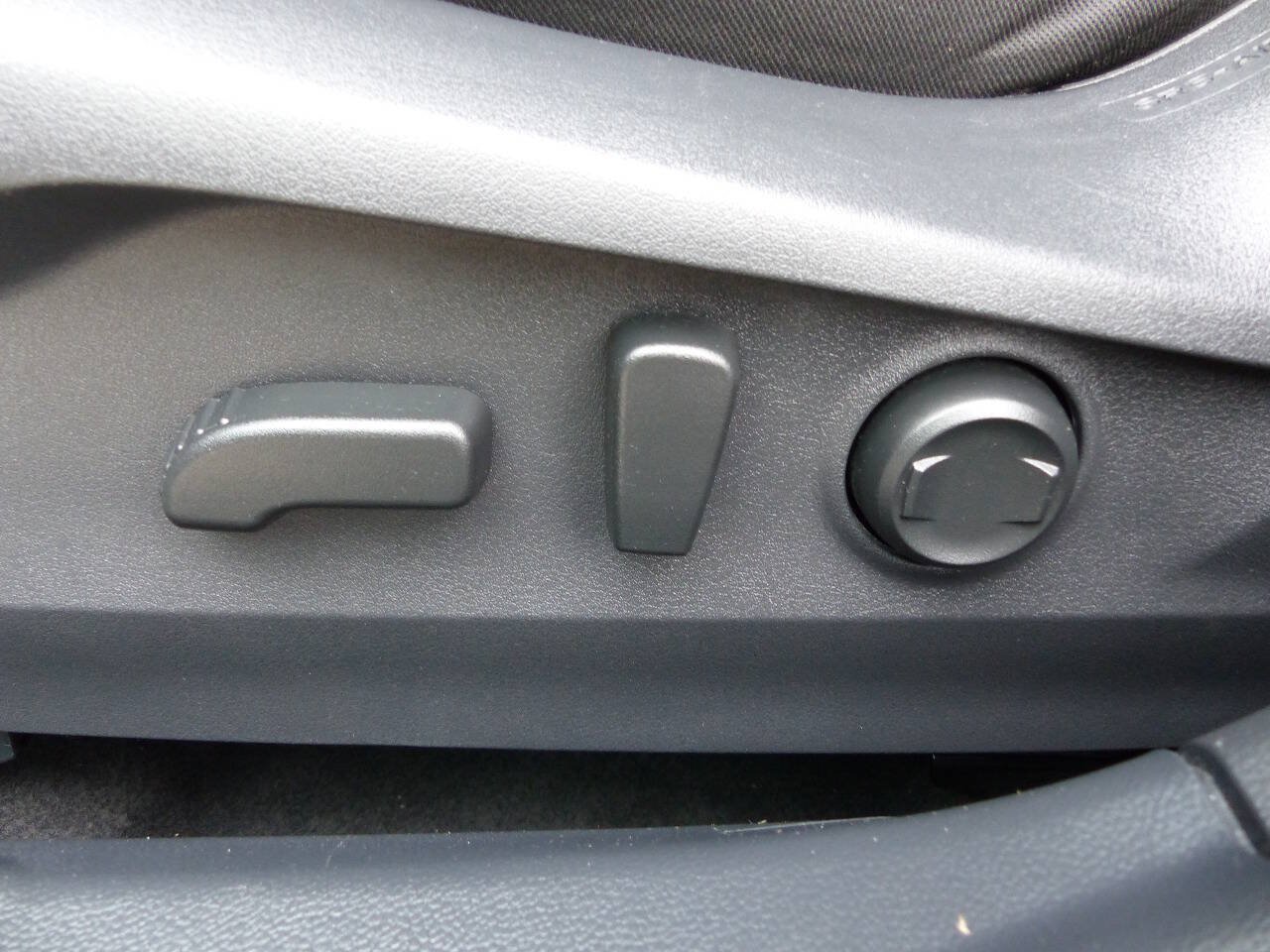 Used 2023 Subaru Outback Premium AWD/4WD image 22