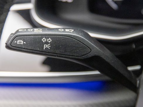 Used 2025 Audi RS Q8 performance image 67