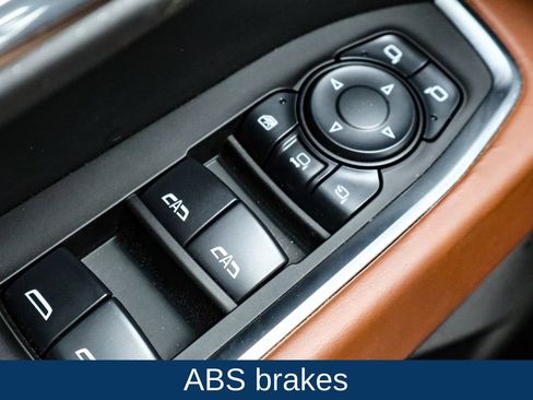 Used 2025 GMC Sierra 2500 Denali Ultimate image 22