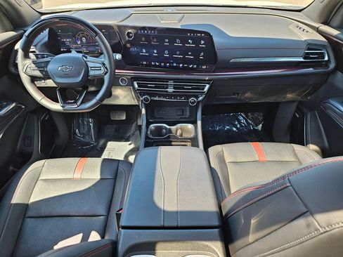 Used 2024 Chevrolet Traverse RS w/ LPO, Floor Liner Package AWD/4WD image 20