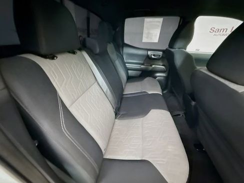 Used 2020 Toyota Tacoma TRD Sport RWD image 24