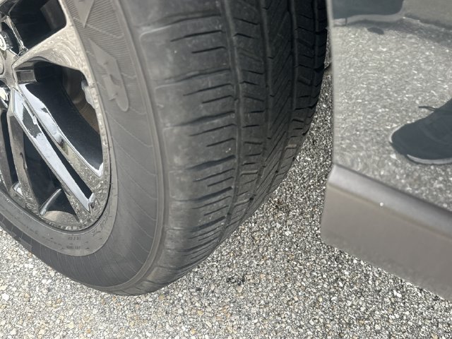 Used 2023 Ford Expedition XLT RWD image 12