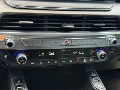 Used 2022 Kia Telluride SX w/ SX Prestige Package AWD/4WD image 20