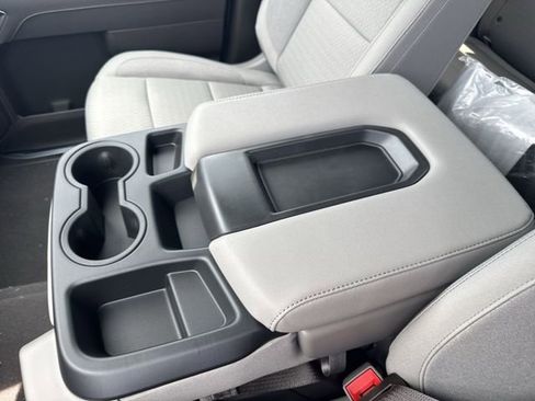 New 2026 GMC Sierra 1500 SLE image 21