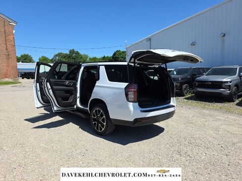 Used 2023 Chevrolet Tahoe RST w/ Luxury Package AWD/4WD image 31