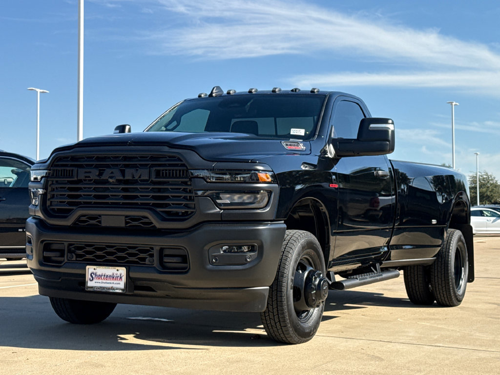 New 2027 RAM 3500 Tradesman AWD/4WD image 3