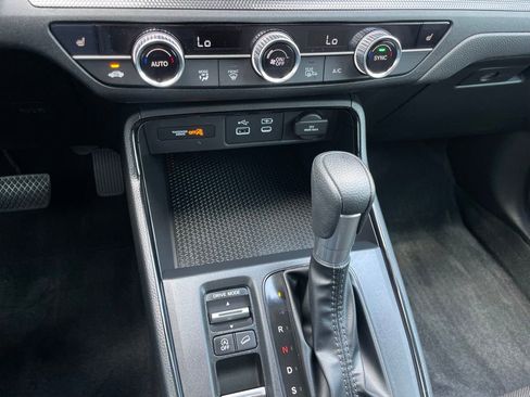 Certified 2025 Honda CR-V EX image 18