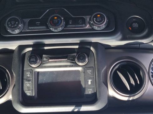 Used 2020 Jeep Gladiator Sport w/ Quick Order Package 24S AWD/4WD image 25