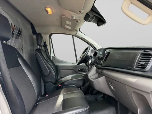 Used 2020 Ford Transit 250 Low Roof RWD image 35