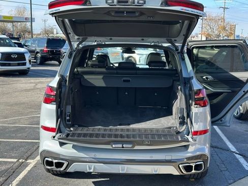 Certified 2025 BMW X5 M60i image 35