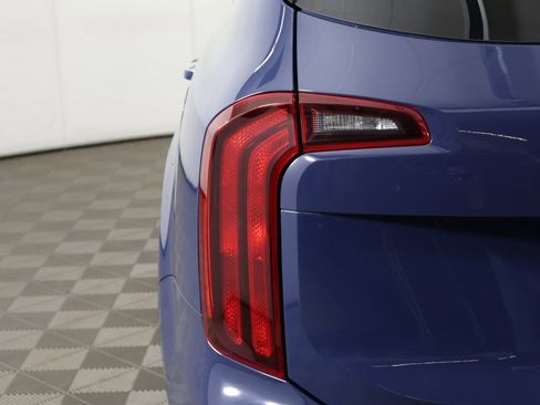 Used 2024 Kia Telluride S w/ S Sunroof Package image 17
