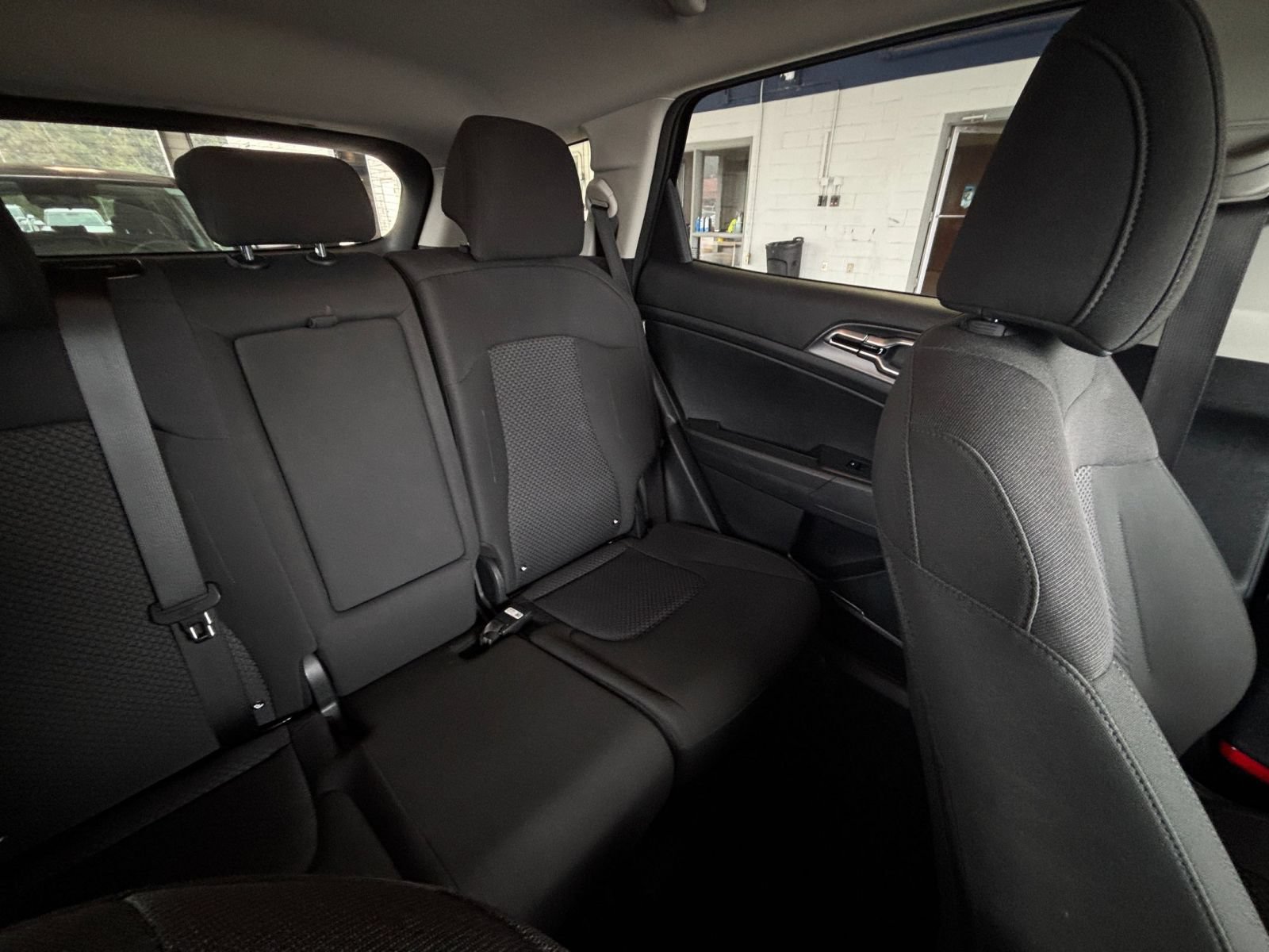 Used 2026 Kia Sportage LX FWD image 36