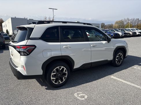 Certified 2025 Subaru Forester Premium image 14