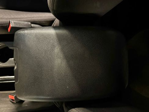 Used 2013 Jeep Wrangler Sport AWD/4WD image 18