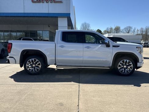 New 2026 GMC Sierra 1500 Denali AWD/4WD image 2