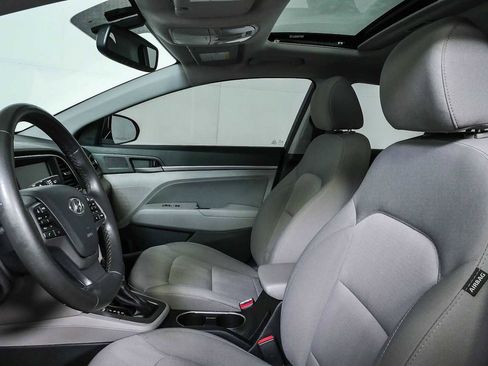 Used 2018 Hyundai Elantra Value Edition w/ Cargo Package FWD image 5