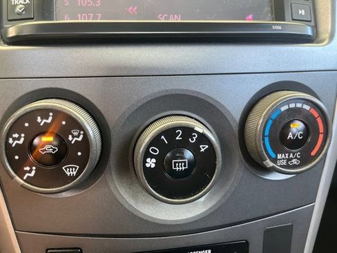 Used 2013 Toyota Corolla S FWD image 13