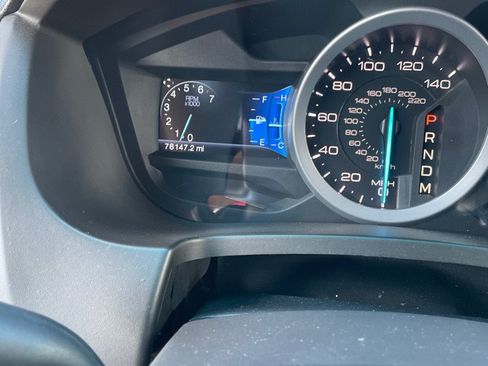 Used 2015 Ford Explorer XLT w/ Equipment Group 202B FWD image 12