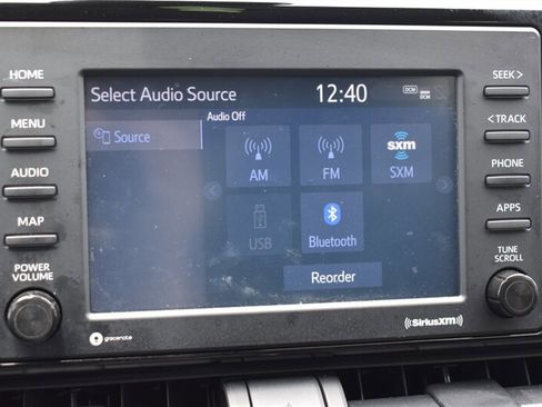 Used 2021 Toyota RAV4 LE AWD/4WD image 22