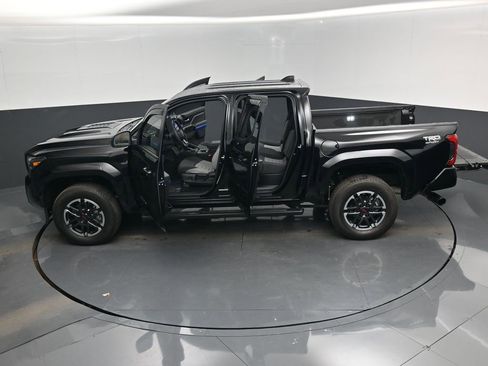 Used 2024 Toyota Tacoma TRD Sport image 49