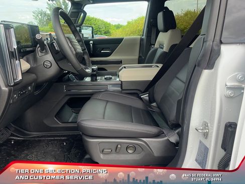 New 2026 GMC Hummer EV SUV image 9