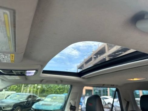 Used 2020 Toyota 4Runner Venture w/ Moonroof Package AWD/4WD image 13