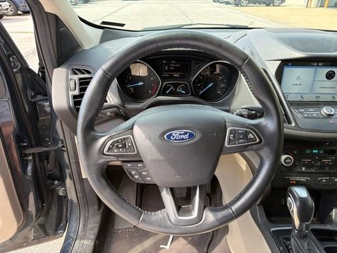 Used 2019 Ford Escape SEL AWD/4WD image 23