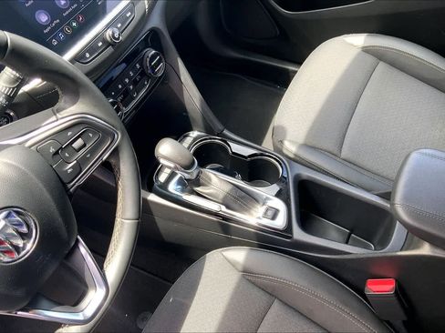 Used 2023 Buick Encore GX Select w/ Experience Buick Package FWD image 16