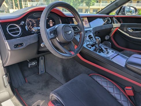 Used 2022 Bentley Continental GT Speed AWD/4WD image 16