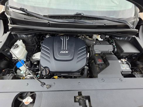 Used 2018 Kia Sedona SX image 27