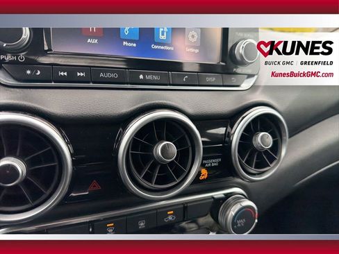 Used 2024 Nissan Sentra S image 22