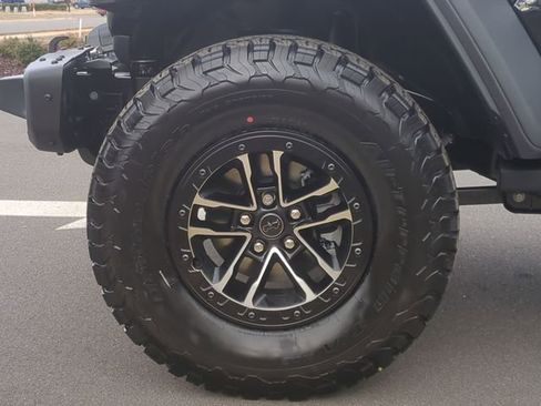 New 2026 Jeep Wrangler Unlimited Rubicon 392 w/ Quick Order Package 27X Moab AWD/4WD image 19