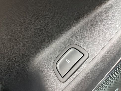 New 2026 GMC Acadia Elevation w/ Black Edition FWD image 12