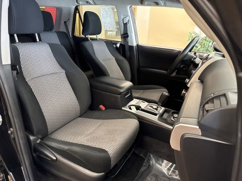 Used 2023 Toyota 4Runner SR5 image 18