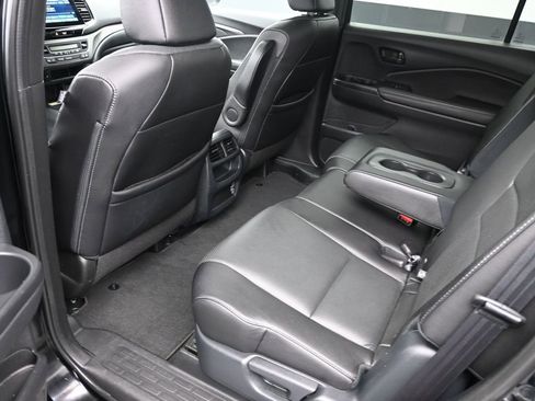 Certified 2023 Honda Passport EX-L image 18