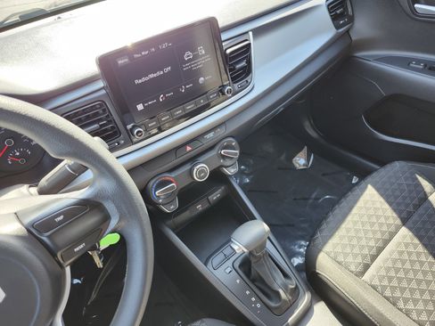 Used 2022 Kia Rio LX image 25