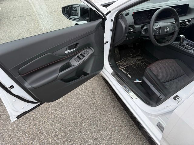 New 2026 Nissan Sentra SR w/ Floor Mat Package FWD image 15