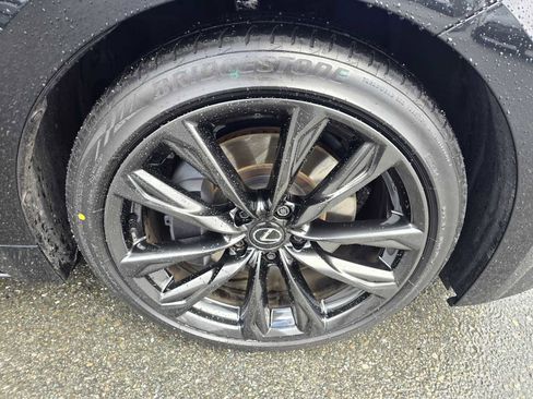 Certified 2025 Lexus IS 300 F Sport image 9