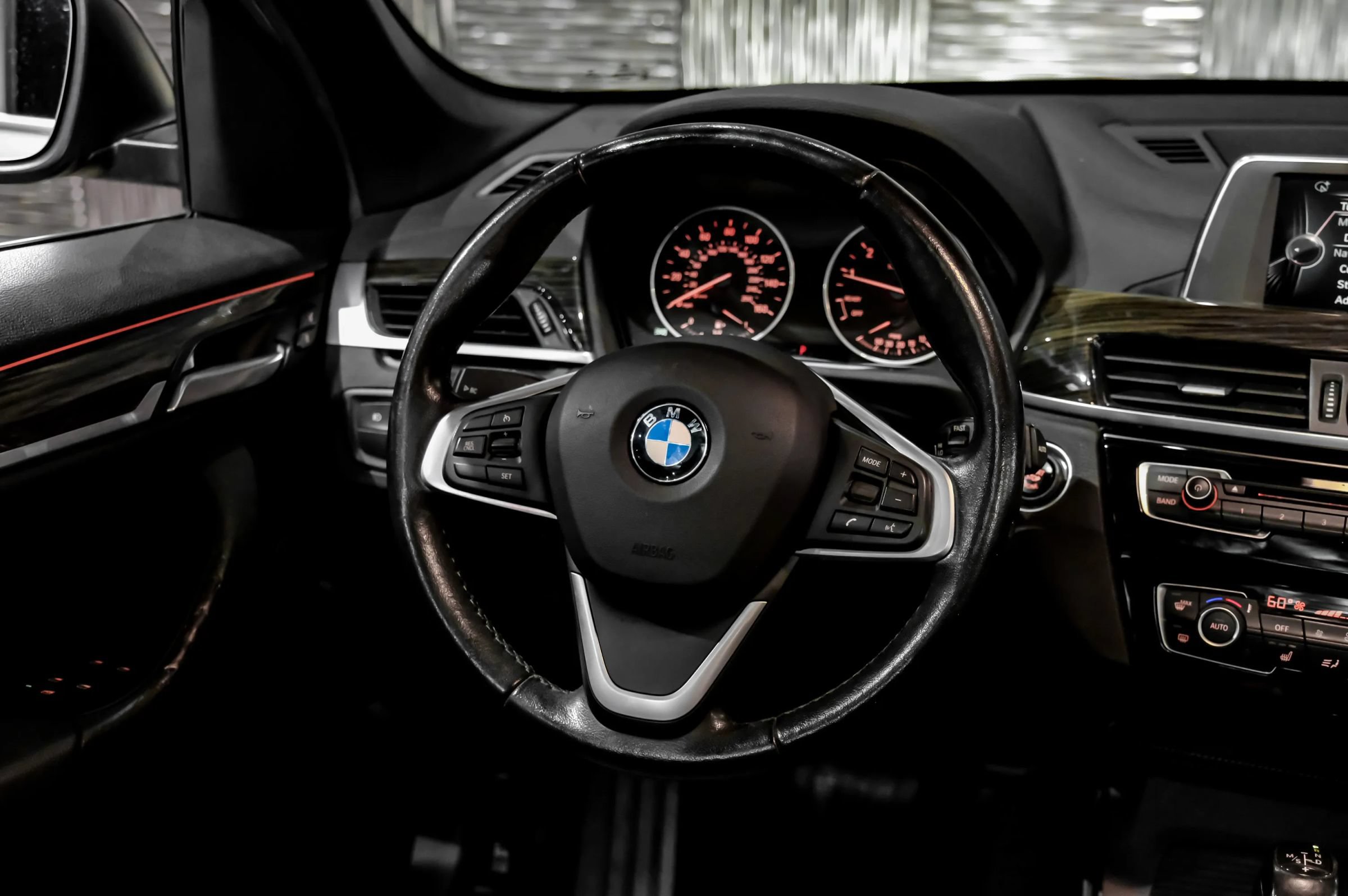 Used 2017 BMW X1 xDrive28i AWD/4WD image 17