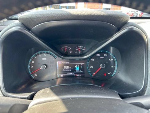 Used 2018 Chevrolet Colorado Z71 AWD/4WD image 14