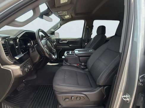 Used 2023 Chevrolet Silverado 1500 RST AWD/4WD image 16