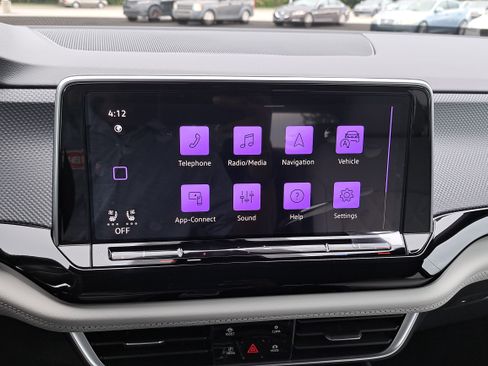 New 2026 Volkswagen Atlas Cross Sport SEL Premium R-Line AWD/4WD image 22