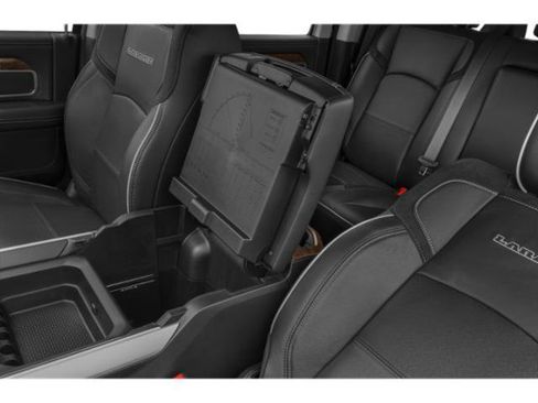 Used 2019 RAM 2500 Laramie AWD/4WD image 17