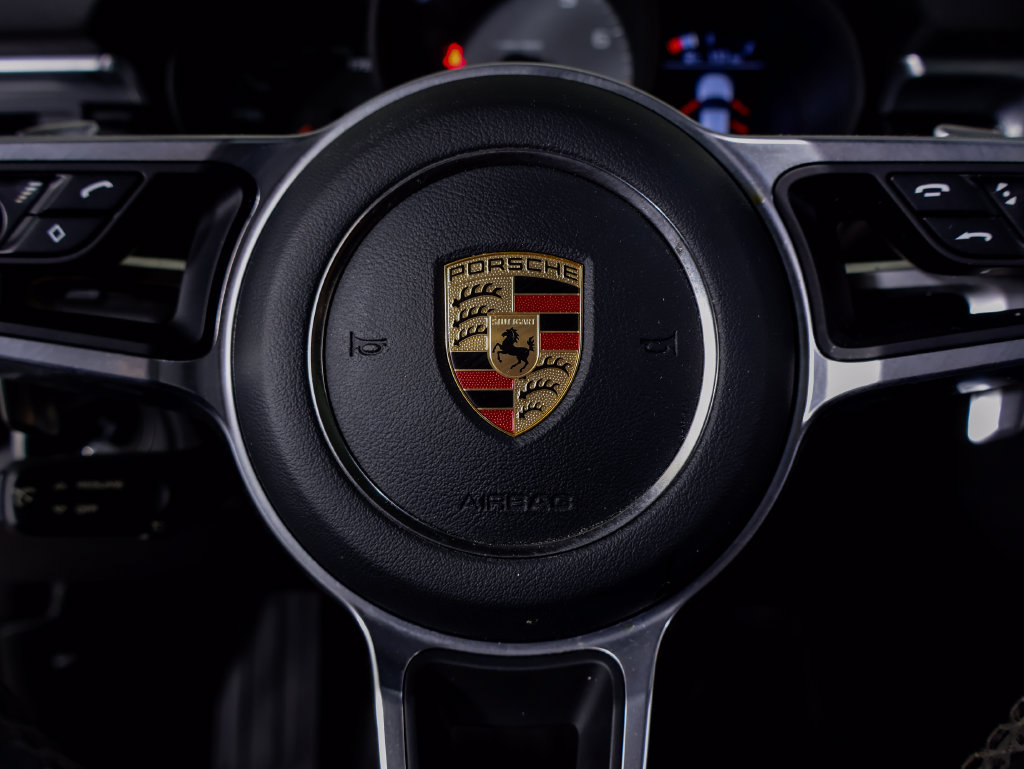 Certified 2021 Porsche Macan S AWD/4WD image 21