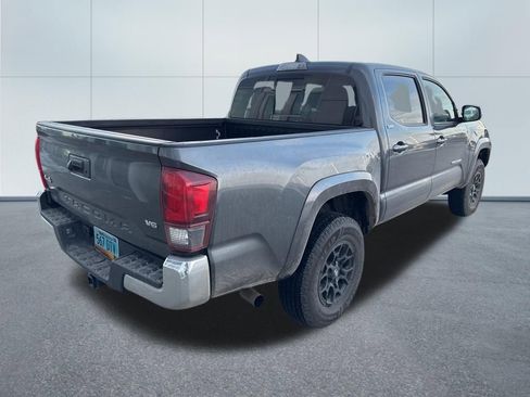 Used 2022 Toyota Tacoma SR5 image 2