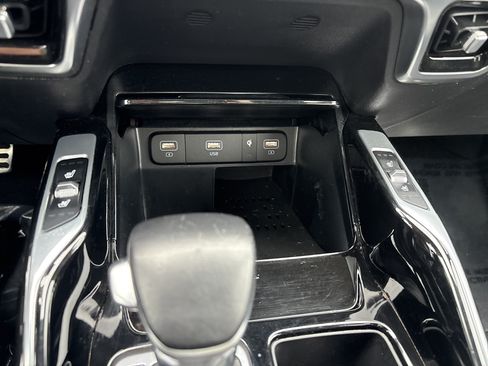 Used 2022 Kia Sorento SX Prestige AWD/4WD image 40
